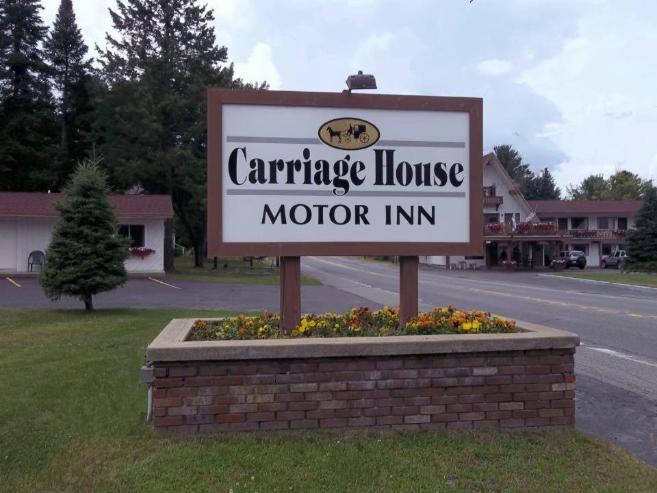 Carriage House Motor Inn Lake Placid Zewnętrze zdjęcie